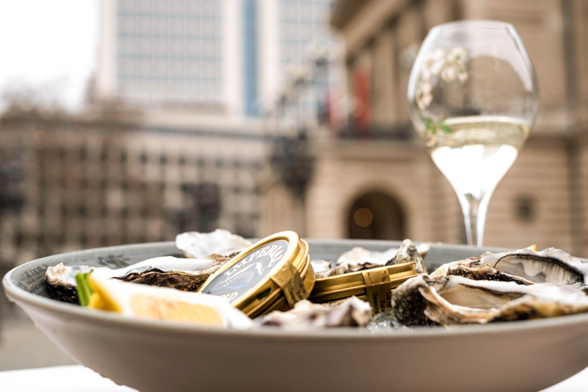 Champagner, Austern & die Oper