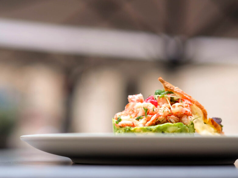 Avocadotatar mit Flusskrebsen